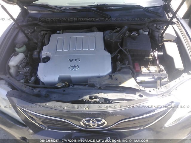 4T1BK3EK6BU628621 - 2011 TOYOTA CAMRY SE/LE/XLE ნაცრისფერი ფოტო 10