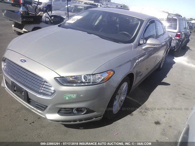 3FA6P0PU2GR134751 - 2016 FORD FUSION SE PHEV GOLD photo 2