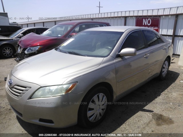 4T1BE46K57U654890 - 2007 TOYOTA CAMRY NEW GENERAT CE/LE/XLE/SE GOLD photo 2