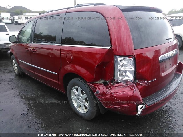 2A4RR5D19AR128283 - 2010 CHRYSLER TOWN & COUNTRY TOURING RED photo 3