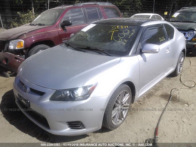 JTKJF5C78B3009614 - 2011 TOYOTA SCION TC 银色 照片 2