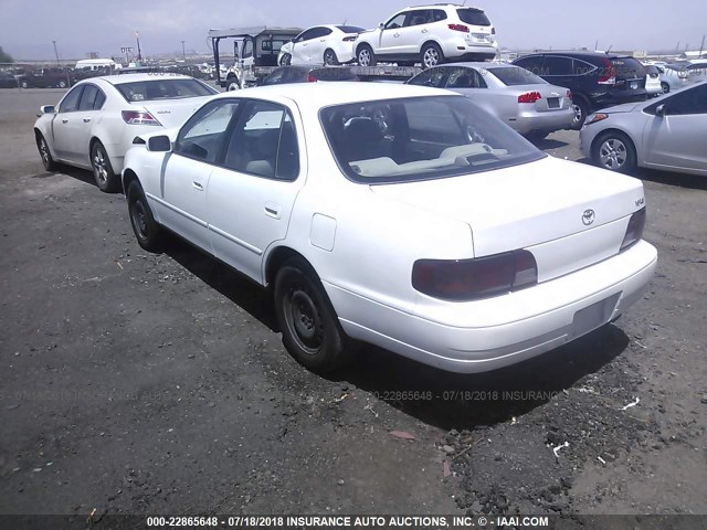 4T1BF12K6TU864071 - 1996 TOYOTA CAMRY LE/XLE/SE WHITE photo 3