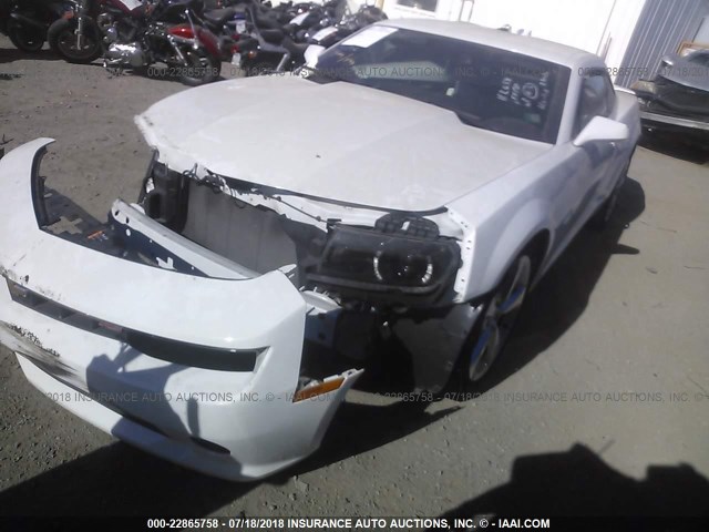 2G1FD1E37F9163730 - 2015 CHEVROLET CAMARO LT WHITE photo 2