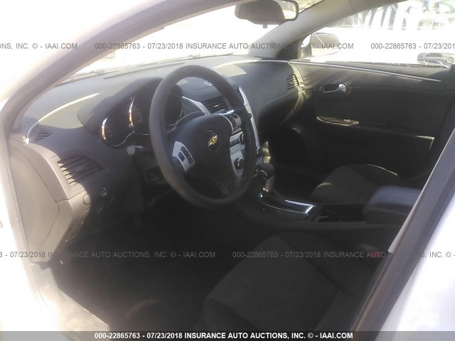 1G1ZC5EU7CF266777 - 2012 CHEVROLET MALIBU 1LT 白色 照片 5
