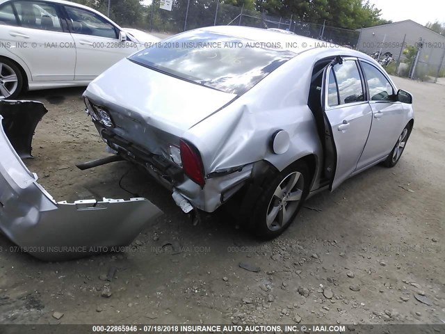 1G1ZC5EU3BF347144 - 2011 CHEVROLET MALIBU 1LT 银色 照片 4