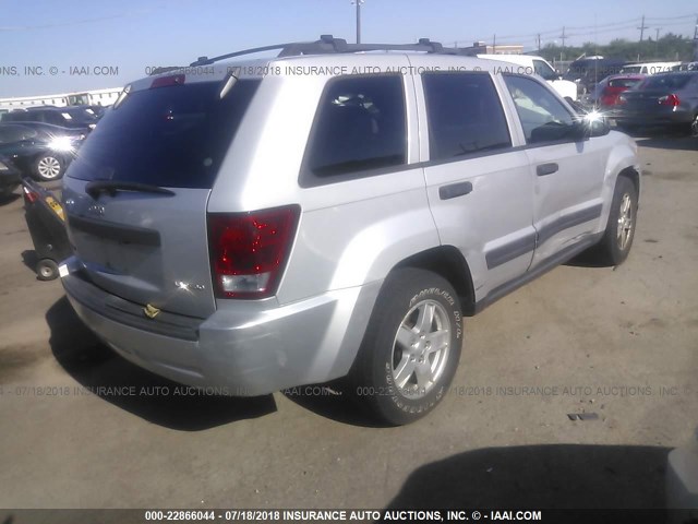 1J8GR48K35C536294 - 2005 JEEP GRAND CHEROKEE LAREDO/COLUMBIA/FREEDOM 银色 照片 4