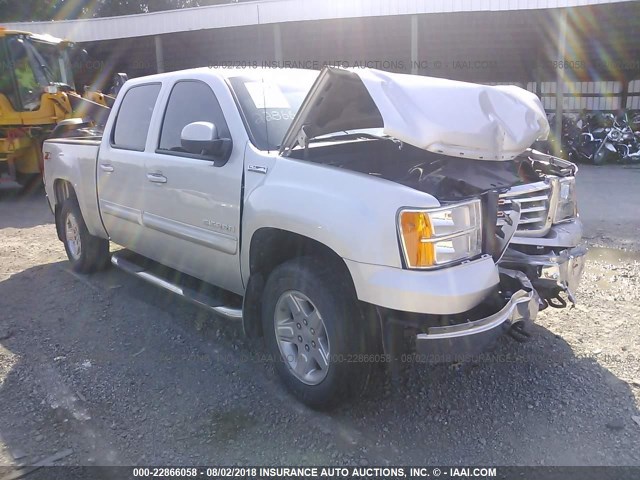 3GTP2WE37BG117197 - 2011 GMC SIERRA K1500 SLT SILVER photo 1