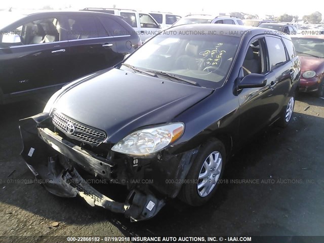2T1KR32E45C449137 - 2005 TOYOTA COROLLA MATRIX XR BLACK photo 2
