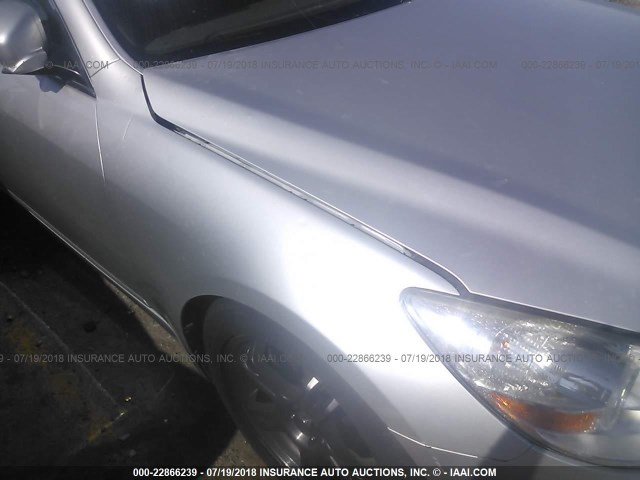 KMHGC46EX9U025781 - 2009 HYUNDAI GENESIS 3.8L SILVER photo 6