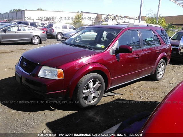 1FMDK06135GA30518 - 2005 FORD FREESTYLE LIMITED RED photo 2