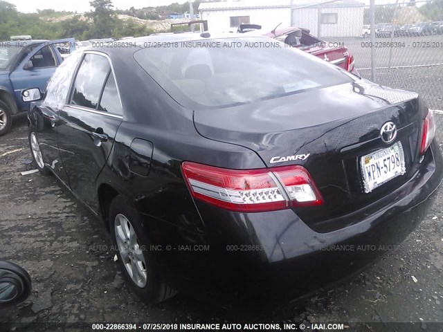 4T1BF3EK6BU169837 - 2011 TOYOTA CAMRY SE/LE/XLE BLACK photo 3