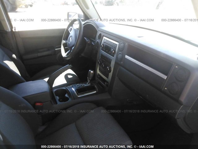 1J8HG48K78C153926 - 2008 JEEP COMMANDER SPORT Արծաթագույն լուսանկար 5