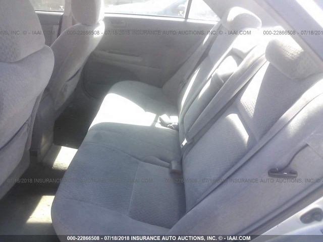 4T1BE32K54U887633 - 2004 TOYOTA CAMRY LE/XLE/SE Gümüş foto 8