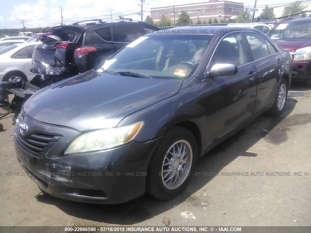 4T1BE46K87U501310 - 2007 TOYOTA CAMRY NEW GENERAT CE/LE/XLE/SE GRAY photo 2
