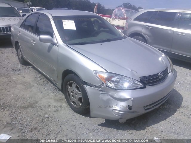 4T1BF30K12U525134 - 2002 TOYOTA CAMRY LE/XLE/SE 银色 照片 1