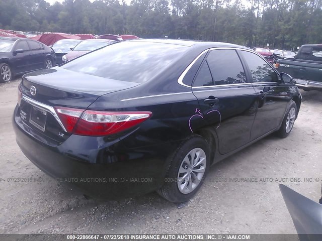 4T1BF1FK1HU413728 - 2017 TOYOTA CAMRY LE/XLE/SE/XSE 黑色 照片 4