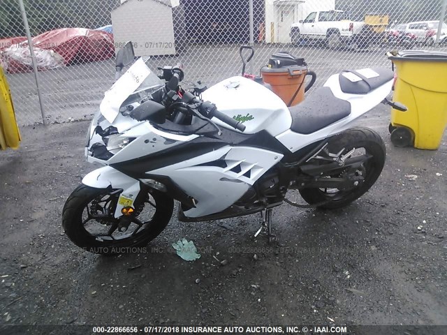 JKAEX8A15FA012357 - 2015 KAWASAKI EX300 A WHITE photo 9