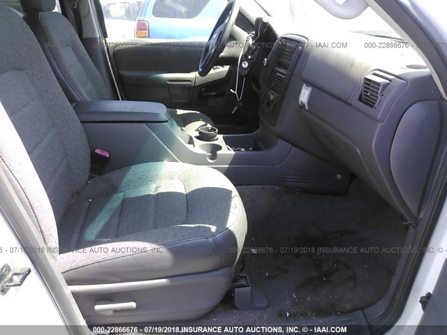 1FMZU62E84ZB17717 - 2004 FORD EXPLORER XLS/XLS SPORT WHITE photo 5