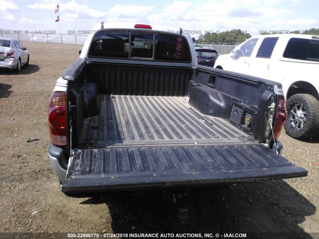 3TMMU52N15M001352 - 2005 TOYOTA TACOMA DOUBLE CAB LONG BED SILVER photo 8