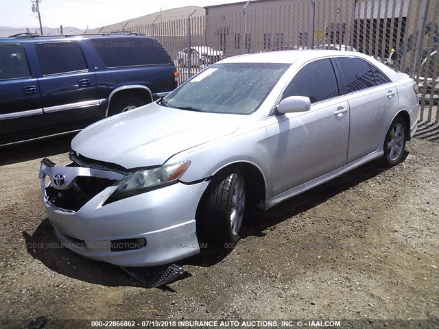 4T1BE46K77U608994 - 2007 TOYOTA CAMRY NEW GENERAT CE/LE/XLE/SE SILVER photo 2