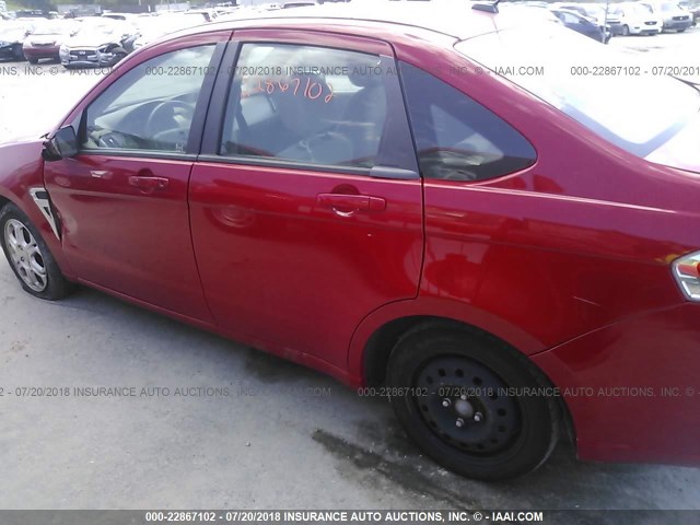 1FAHP35N58W188727 - 2008 FORD FOCUS SE/SEL/SES RED photo 6