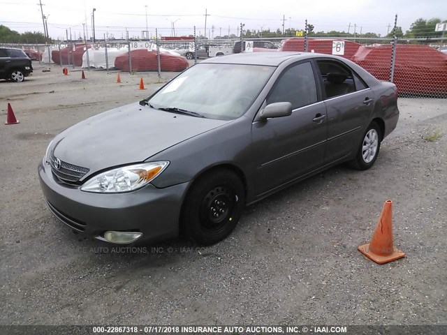 4T1BE32K03U674362 - 2003 TOYOTA CAMRY LE/XLE/SE GRAY photo 2