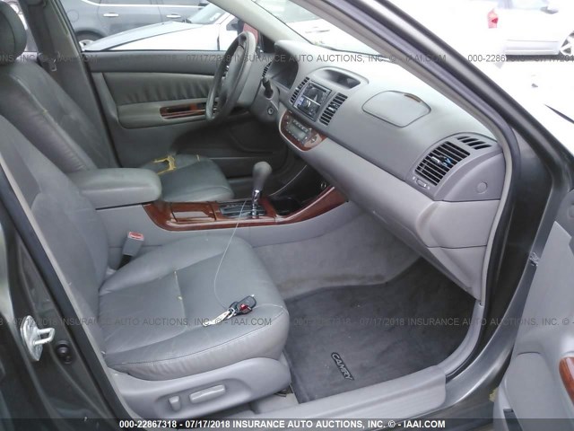4T1BE32K03U674362 - 2003 TOYOTA CAMRY LE/XLE/SE 灰色 照片 5