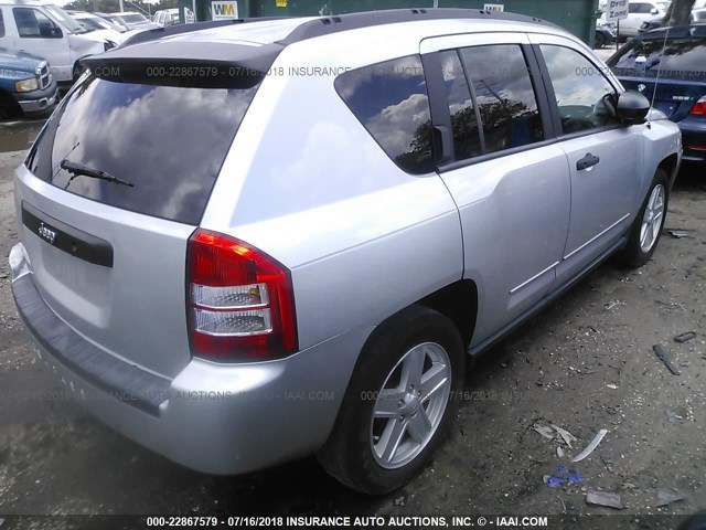 1J4NT1FBXAD625179 - 2010 JEEP COMPASS SPORT SILVER photo 4