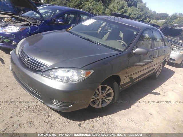 4T1BF30K25U620399 - 2005 TOYOTA CAMRY LE/XLE/SE 灰色 照片 2