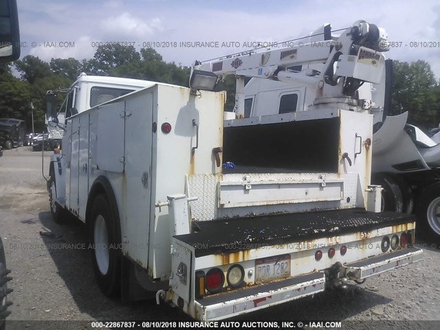 1FV6HGBA6XHA18002 - 1999 FREIGHTLINER MEDIUM CONVENTION FL70 WHITE photo 3