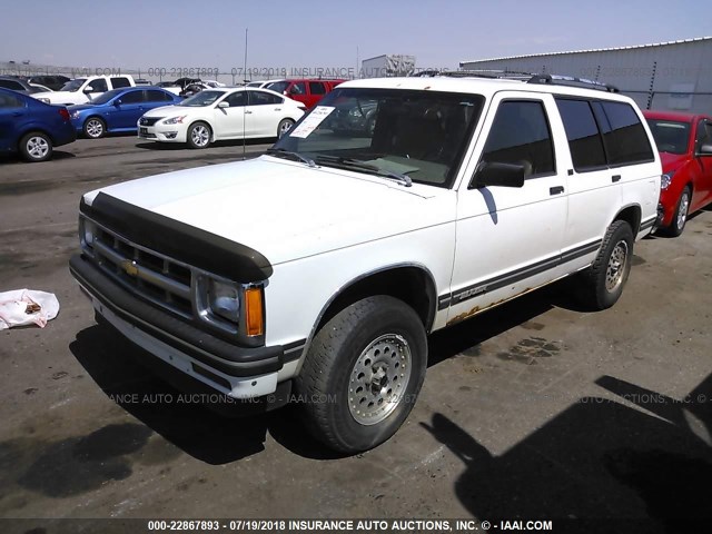 1GNDT13WXR0165976 - 1994 CHEVROLET BLAZER S10 WHITE photo 2