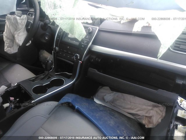 4T1BF1FK4HU672441 - 2017 TOYOTA CAMRY LE/XLE/SE/XSE 蓝色 照片 5