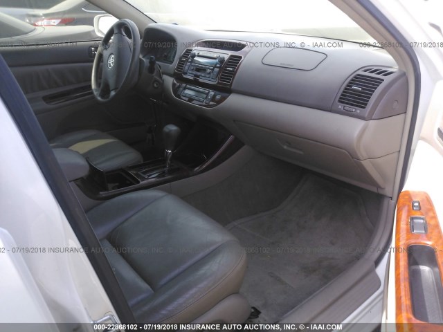4T1BF32K33U058250 - 2003 TOYOTA CAMRY LE/XLE/SE 白色 照片 5