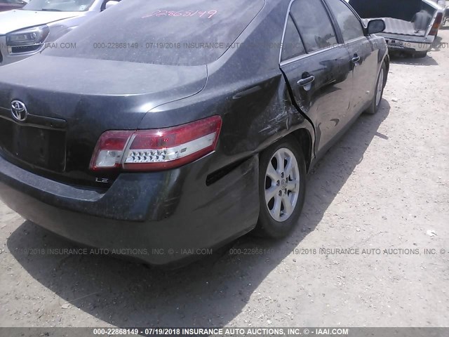 4T1BF3EK0AU065049 - 2010 TOYOTA CAMRY SE/LE/XLE GRAY photo 6