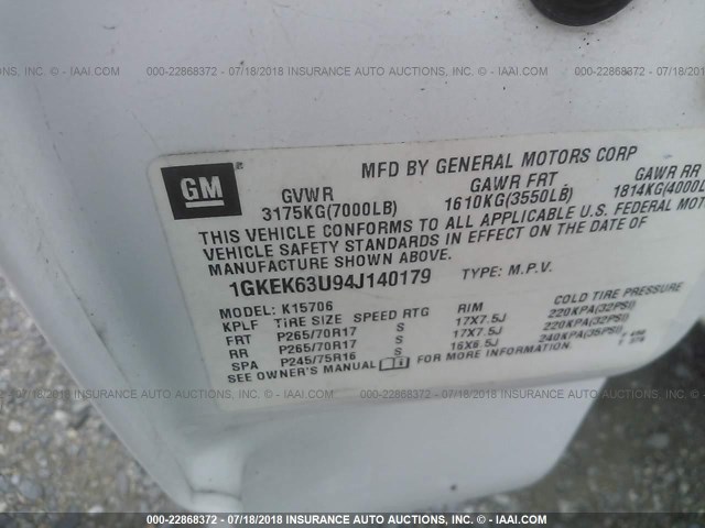 1GKEK63U94J140179 - 2004 GMC YUKON DENALI WHITE photo 9