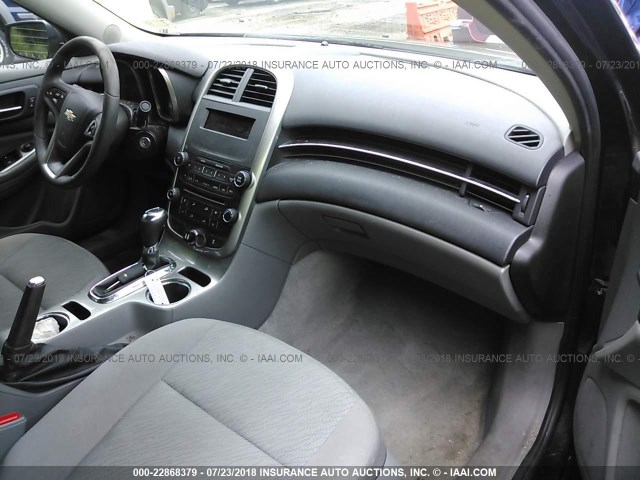 1G11B5SL6EF206942 - 2014 CHEVROLET MALIBU LS შავი ფოტო 5