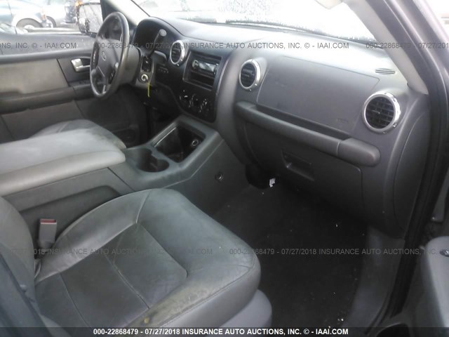 1FMFU15L63LC06302 - 2003 FORD EXPEDITION XLT GRAY photo 5
