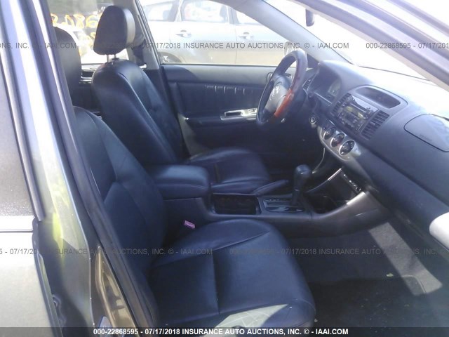 4T1BF32K72U533428 - 2002 TOYOTA CAMRY LE/XLE/SE Boz foto 5