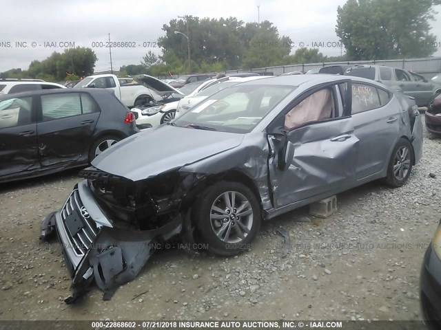 5NPD84LF3HH171308 - 2017 HYUNDAI ELANTRA SE/VALUE/LIMITED SILVER photo 2