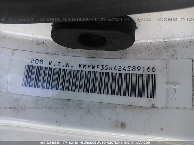 KMHWF35H42A589166 - 2002 HYUNDAI SONATA WHITE photo 9