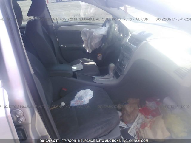 1G1ZB5E11BF204363 - 2011 CHEVROLET MALIBU LS SILVER photo 5