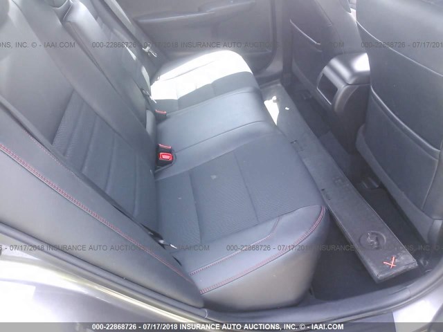 4T1BF1FK6HU734065 - 2017 TOYOTA CAMRY LE/XLE/SE/XSE GRAY photo 8
