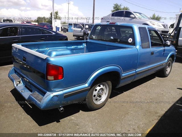 1GCCS19Z9SK257082 - 1995 CHEVROLET S TRUCK S10 BLUE photo 4