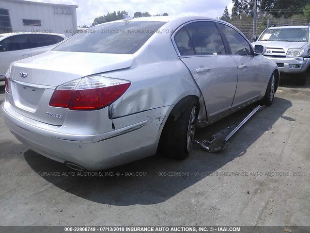 KMHGC46E09U020752 - 2009 HYUNDAI GENESIS 3.8L SILVER photo 4