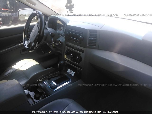 1J4HR48N95C688290 - 2005 JEEP GRAND CHEROKEE LAREDO/COLUMBIA/FREEDOM 红色 照片 5