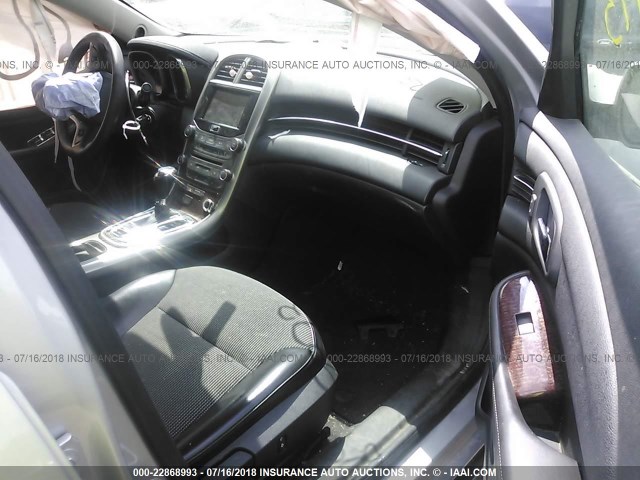 1G11C5SA3DF297467 - 2013 CHEVROLET MALIBU 1LT ვერცხლისფერი ფოტო 5