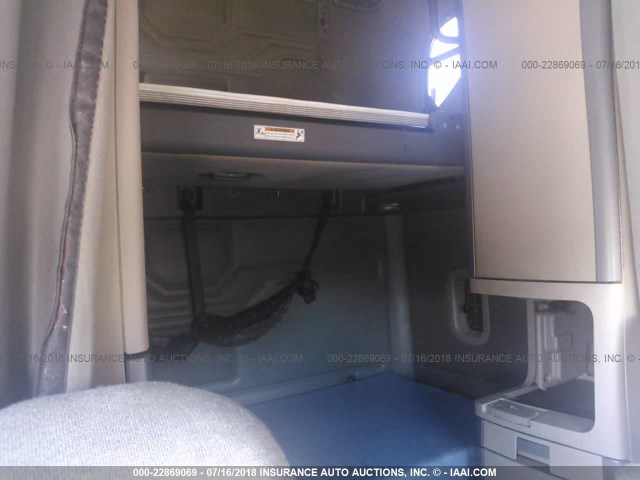 1FUJGLDRXBLAV6874 - 2011 FREIGHTLINER CASCADIA 125  RED photo 7