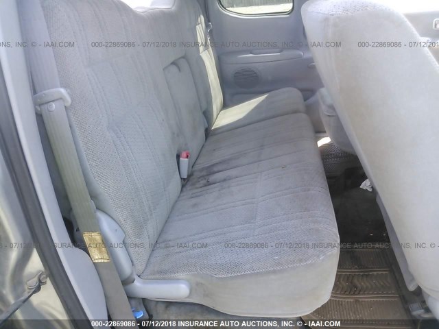5TBRN34122S232878 - 2002 TOYOTA TUNDRA ACCESS CAB SR5 GRAY photo 8