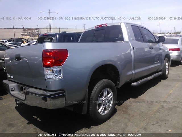 5TFRY5F17AX085991 - 2010 TOYOTA TUNDRA DOUBLE CAB SR5 SILVER photo 4