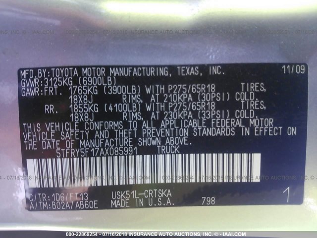 5TFRY5F17AX085991 - 2010 TOYOTA TUNDRA DOUBLE CAB SR5 SILVER photo 9